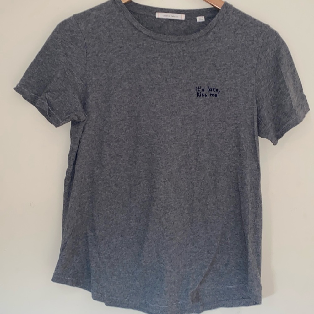 CHINTI & Parker It’s Late, Kiss Me dark gray cotton tee Sz M